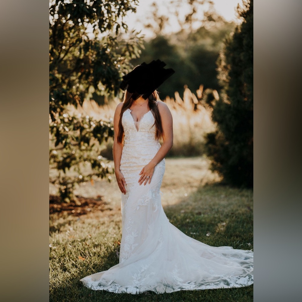 Wedding dress